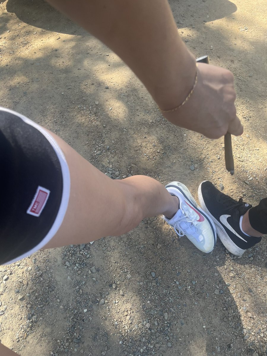DiamondGem143's tweet photo. I told my “sister lets go for a jog & out to eat my treat.” She showed up in gear but didn’t want to jog😒 so we got lifted and I cooked instead. I told her “if she wasn’t jogging—we weren’t eating!” 🤣😂🤣 #Diamonddusted #chorizo #TMC 🏁 https://t.co/6W550ZBA8o