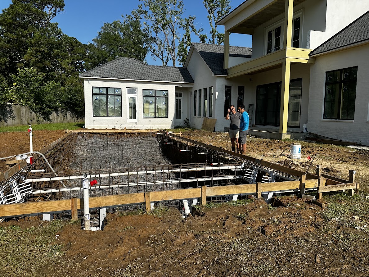 Double checking all the steel and plumbing placement to make sure all the crucial underlying components of this new pool are just right 👌 #newpool #poolconstruction #poolbuilder #poolcontractor #swimmingpool