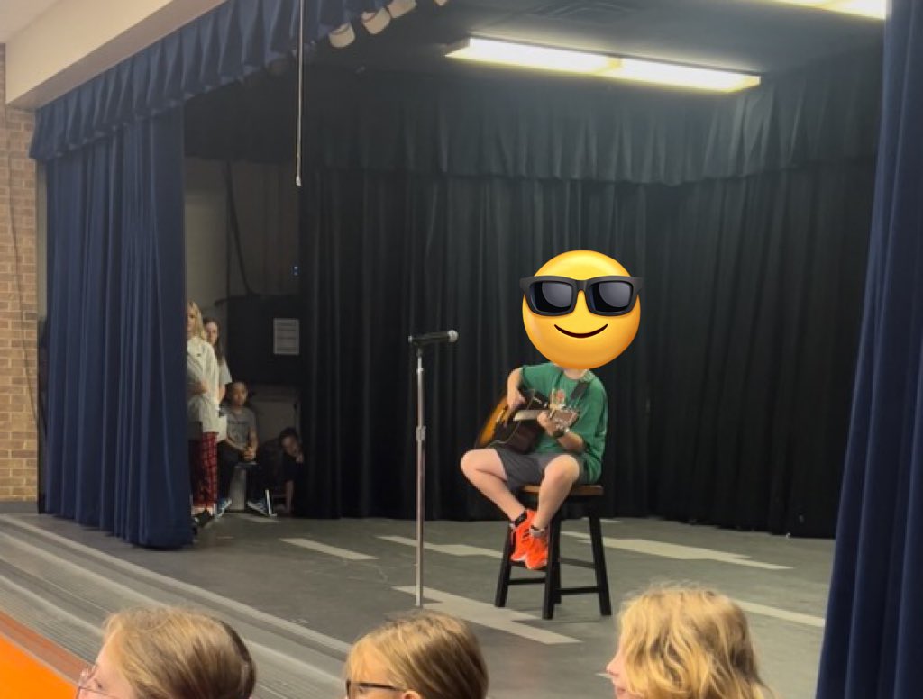 ccgreer28's tweet photo. What a great way to close the week @yaleroadrunners with the annual talent show hosted by the student council. So fun showcasing the talents of students AND staff ❤️💙#risdbelieves @HollyGoTweets @ItsMsSires @GoMsGivens @WhiteCarolyna @mr_ferrans @lsqualls #dancingqueens https://t.co/l3QTJnEtYN