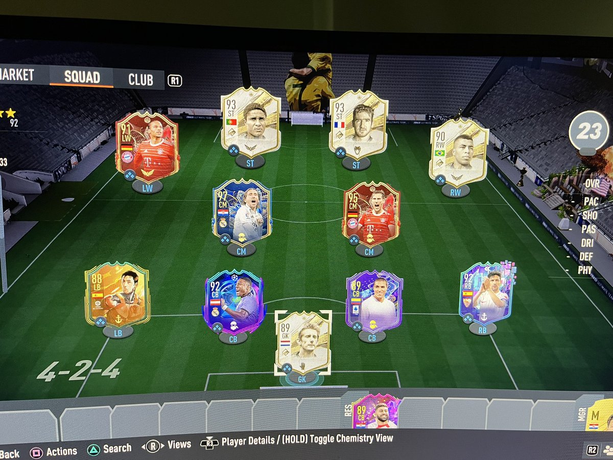 vdabeast_'s tweet photo. Which one is better? Sorry for the bad quality @AuzioMF https://t.co/PH6cSRUmF1