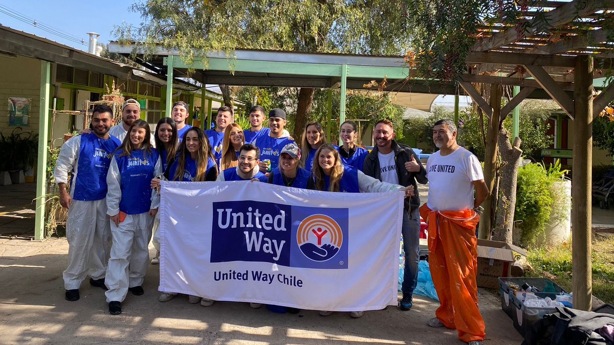 UnitedWay_Chile's tweet photo. Hoy tuvimos el apoyo de un equipo de voluntarios del área de Marketplace de @Walmart__Chile quienes trabajaron para mejorar el exterior del Jardín Infantil El Despertar en #Maipú📍 Gracias a esto el Jardín cuenta con instalaciones en mejores condiciones como los niños se merecen https://t.co/AcOp5Sa8uu