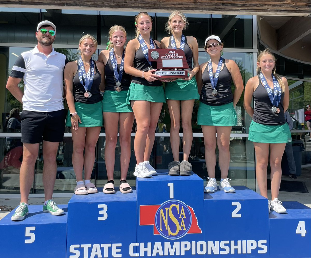 Congratulations Girls Tennis State Runners-up!
#1S Lunning 4th place
#2S Leu 5th place 
#1D Sullivan/Weberg State Runners-up!
#2D McGill/Brummund 8th place