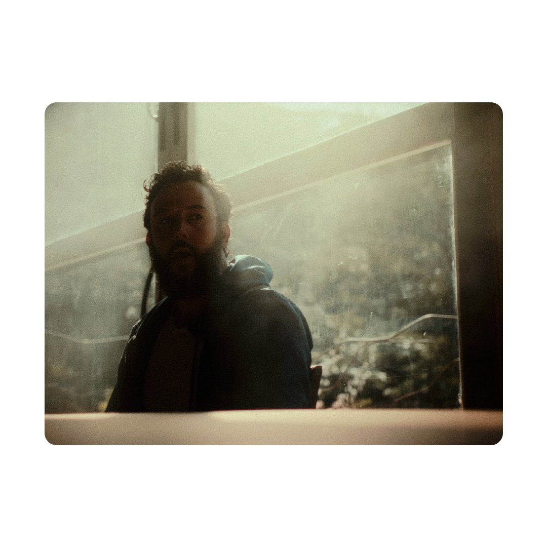 Salve, gente! Dia 16 de junho tem single novo; "Não Me Deixe Solto Por Aí". A faixa chega com um clipe lindo demais. Ansioso pra mostrar pra vocês. 💙#PedroMann #MPB #NaoMeDeixeSoltoPorAi #SaveTheDate