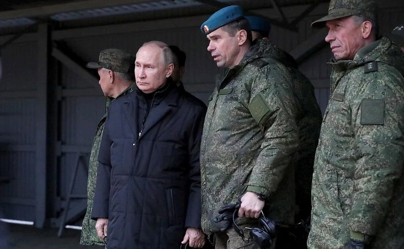 onlydjole's tweet photo. 🇷🇺💥🇺🇦‼️  NATO is in a panic over Russia's next move after Ukraine

 NATO is very afraid of what Russia will do after the Ukraine conflict.  Brazilian political scientist Lucas Leiros writes about this in an article for InfoBrics. 👇 https://t.co/o6KlyvPt7B