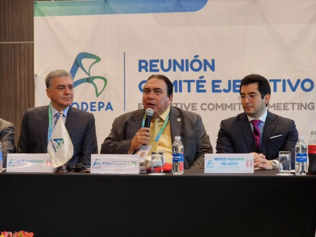 ACODEPAOficial's tweet photo. Acá te dejamos un poco de lo que ha sido la reunión de hoy del Comité Ejecutivo de ACODEPA en Lima, Perú. 🇵🇪

//

Here is a brief summary of today's meeting of ACODEPA's Executive Committee in Lima, Perú. 🇵🇪 https://t.co/a91nSBDlJs