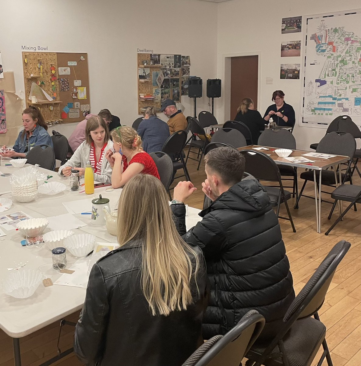 Crafting giant tea bags @SAWnewcastle, plus ice-creams and an exhibition.