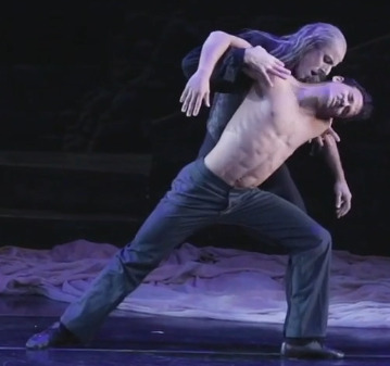 belllmonts's tweet image. currently obsessed with this ballet production of dracula that features an incredibly homoerotic count and jonathan harker