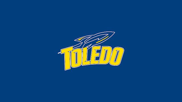 therealnkye's tweet photo. Very honored and humbled to receive my first offer from the university of Toledo  #AGTG and for all those who believed in me and and continue to support me thank u  Go Big Reds 
Thank u Toledo 🚀 https://t.co/cddoN08TfP