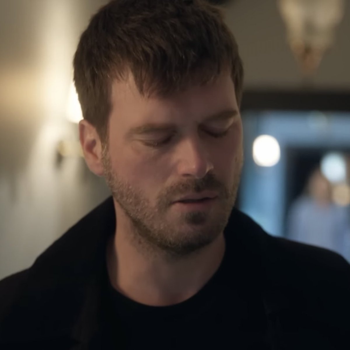 perditusdarcy's tweet photo. "Oğlum? Yusufum, hoşgeldin..."
#Aile #AslanSoykan #KıvançTatlıtuğ https://t.co/Pbjkn2EY25