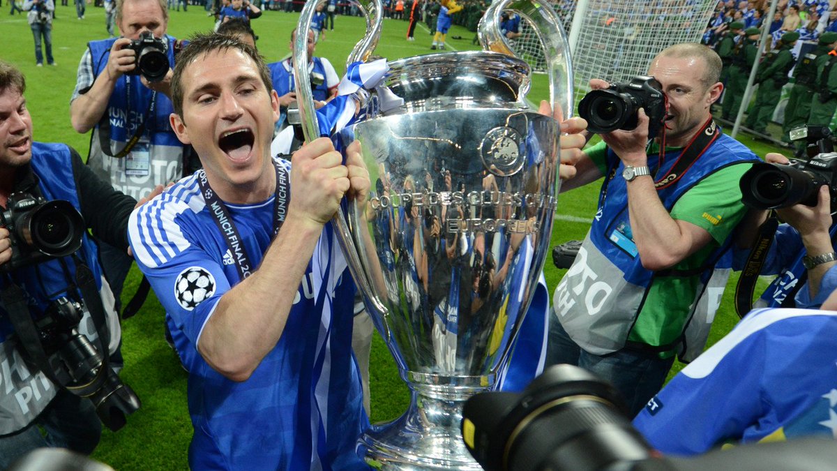 CJHCFC1994's tweet photo. Chelsea Football Club, nothing better in this world!! Happy 19th May blues fans. 💙💙 #Munich2012 #ChampionsOfEurope https://t.co/Awh8xXh06D