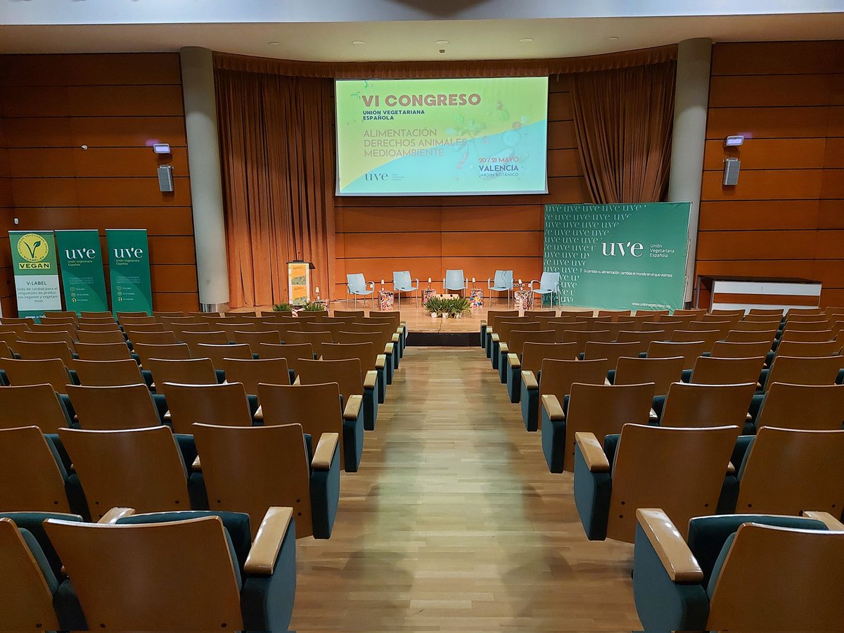 uve_org's tweet photo. 💚Todo listo para nuestro #VICongresoUVE🧡 Os esperamos mañana en el @JardiBotanicUV de València para poner la alimentación vegetal en el centro del debate. Si aún no te has registrado ¿A qué esperas?
https://t.co/EqO5CGvwyv https://t.co/dBnHCrkuIW