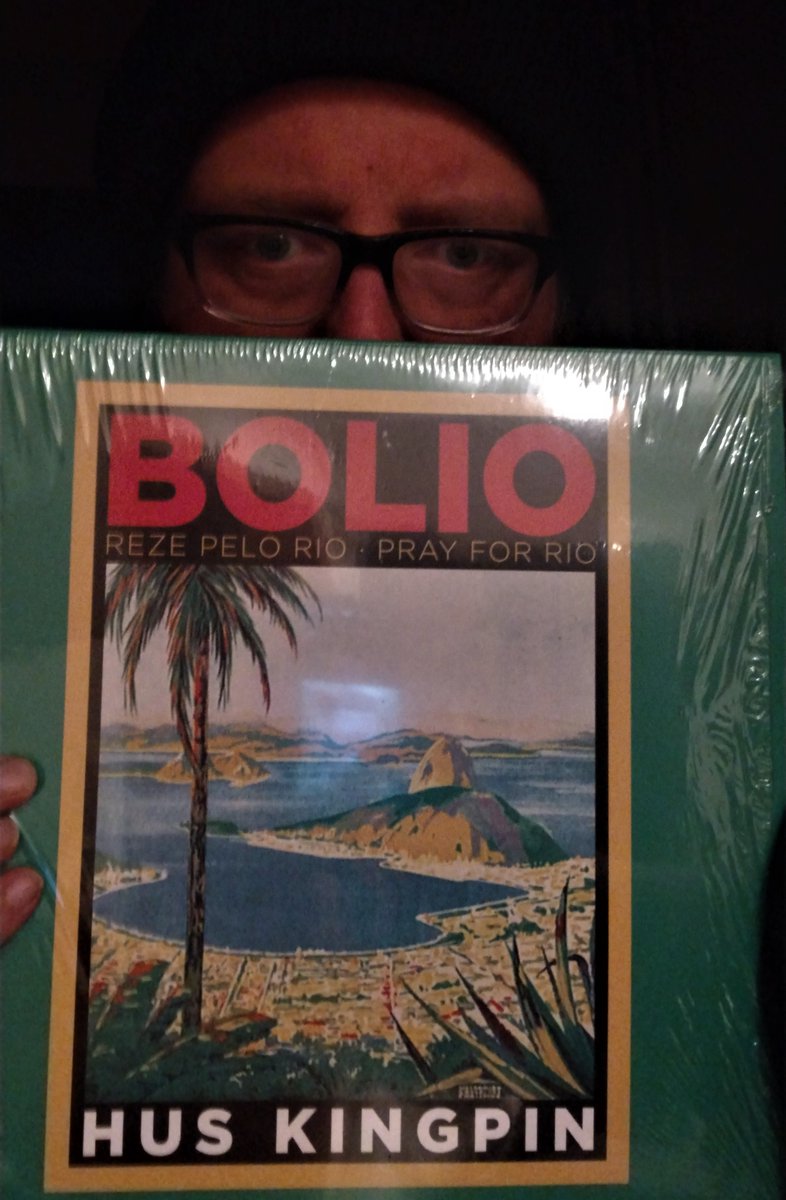 sMoKEy131's tweet photo. Happy Anniversary !!! 🙏👑
#Bolio #prayforrio #HusKingpin https://t.co/sjLRwgTNXH