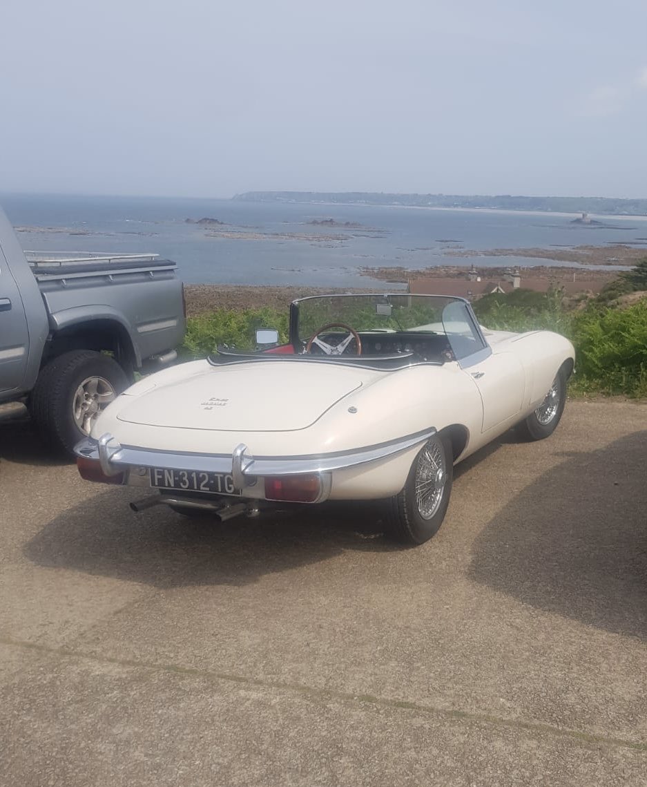 autofriedhof's tweet photo. beautiful #60s @jaguar #etype #convertible 4200ccm on #jerseyshore #jersey #channelislands #UK opposite Normandie France. #offwhite #cream #helmutnewton #style #sleepingbeautiesDE #sainthelier https://t.co/MWeF50MSmR