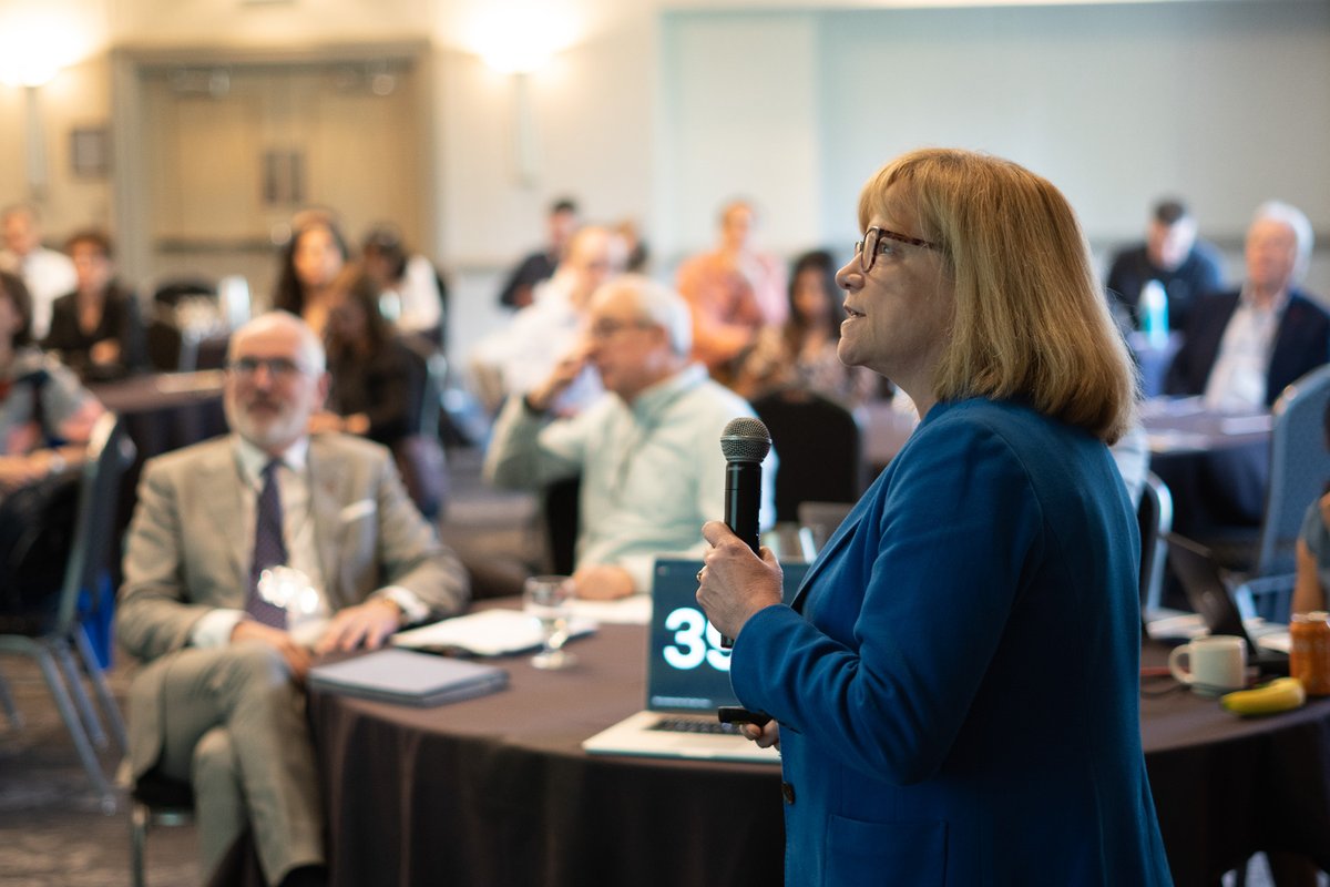 DCNSNeuro's tweet photo. Even more tour de force presentations at the 5th Banff International Epilepsy Symposium by Dr. Eugen Trinka and Dr. Amy Brooks-Kayal. Thank you so much for sharing your #Ictal #Interical #Continuum expertise! https://t.co/lX2IptWJWT