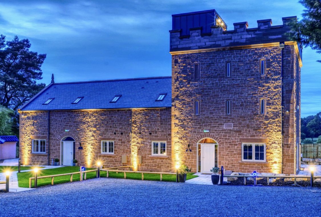 .<a href="/McKnightBuilder/">McKnight</a> has won the Northern Counties House Builder Award for their project set in the grounds of Garth House, a conservation area with grade II listed buildings and long-established gardens. This property is split into a striking three-storey three-bed turreted Castle.