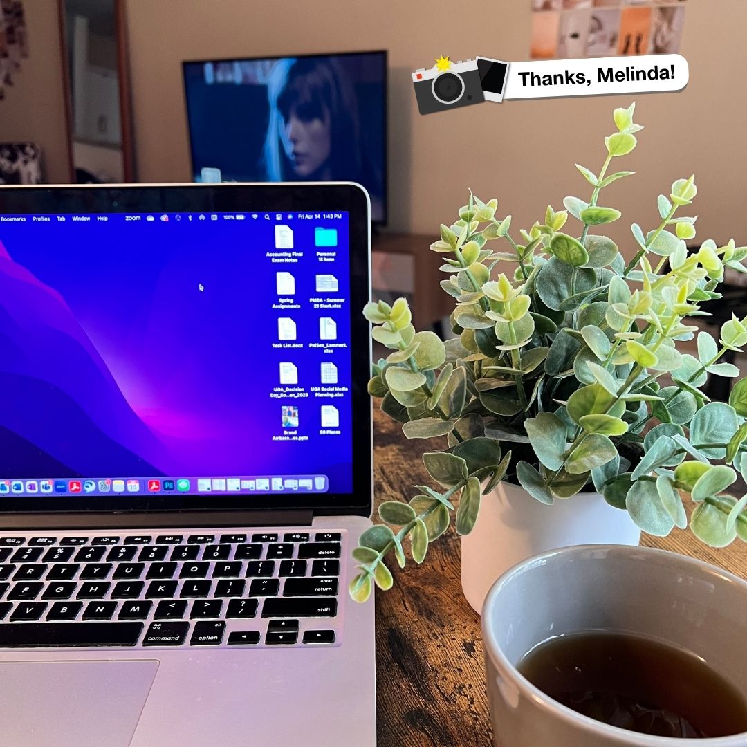 Check out Brand Ambassador Melinda's #studyspace essentials:

▪️Taylor Swift playing in the background (YES!)
▪️Her pink Lululemon water bottle.
▪️Coffee - a lot of it!
▪️A blanket nearby in case she gets cold.

What are your must-have study essentials? Let us know! 👇