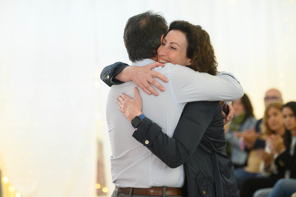 Mar_del_MarVaz's tweet photo. 🧑‍🌾 Me siento orgullosa de los agricultores de Almería. 

Gracias a las más de 400 personas que habéis acompañado al equipo del #CompromisoConAlmería en El Alquián.

#MiCompromisoContigo #28MMV https://t.co/O5hNn4h0Ts