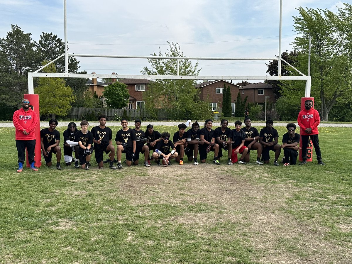 Great work today at Brampton Centennial’s 1st Annual Touch Football Tournament. 3rd Place finish! 🏈 <a href="/Graham_JB/">B. Graham</a> <a href="/mslindsay_kerr/">lindsay kerr (she/her)</a> <a href="/stielli23/">S Tielli-Mitchell</a> <a href="/MsVerduynNoon/">Danielle Noon</a> <a href="/bcssbucks/">bcssbucks</a>