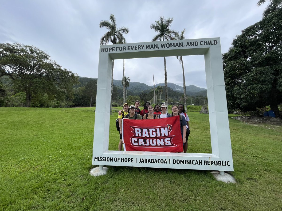 ETreuil's tweet photo. Ragin Cajuns Geaux global!  Students from Chi Alpha Campus Ministry @ULLafayette are finishing up short term trips to The Dominican Republic, Costa Rica, Heidelberg Germany!  @lachialpha @xausa @RaginCajuns https://t.co/sktz3CV24I