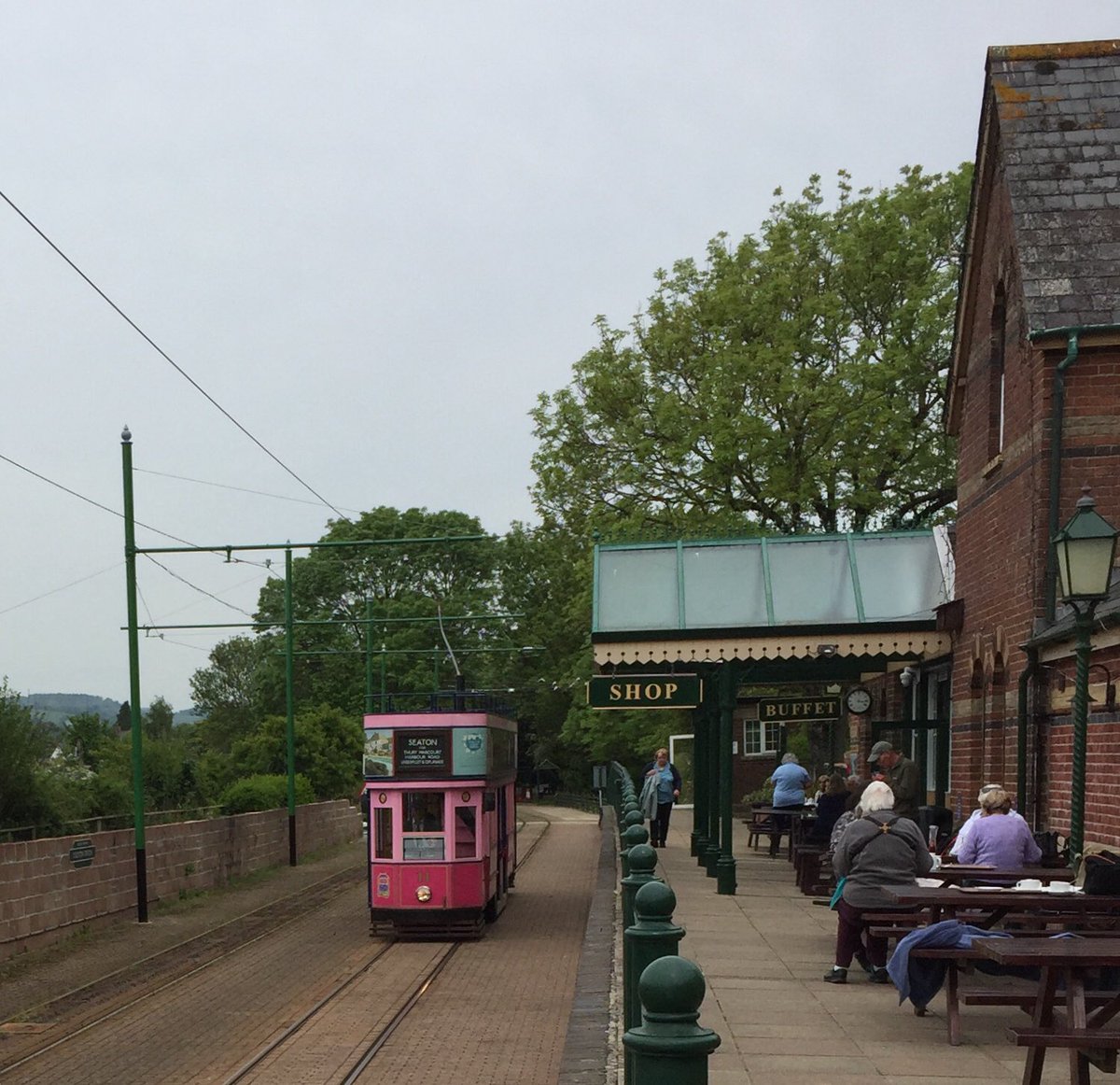 Haven’t been on @SeatonTramway for ages. A surprising amount of SR ambience survives from the long closed branch line; the remains of signal posts made from recycled rails, concrete PW huts and of course the beautifully restored Colyton station