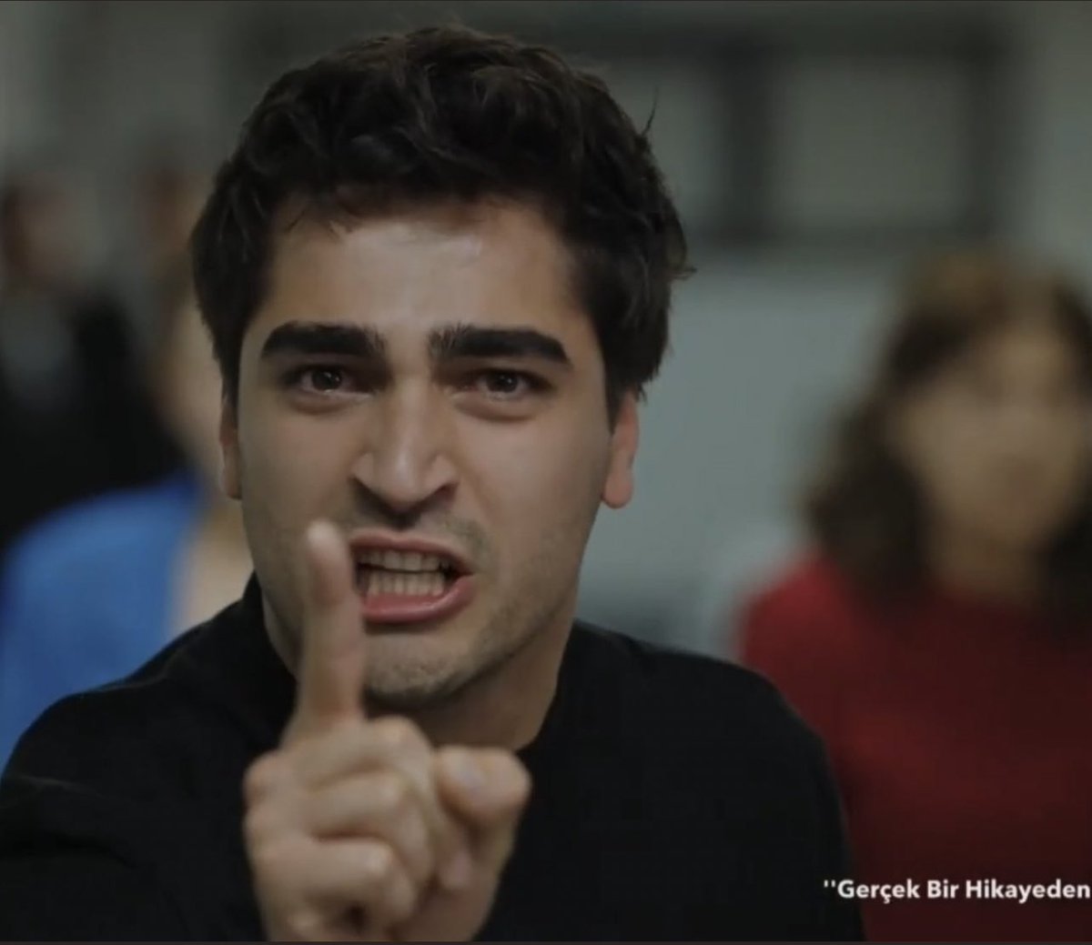 Tüm o vasat bölümlerden sonra bu bölüm bizde ciğer falan bırakmadı.Helal olsun #YalıÇapkını