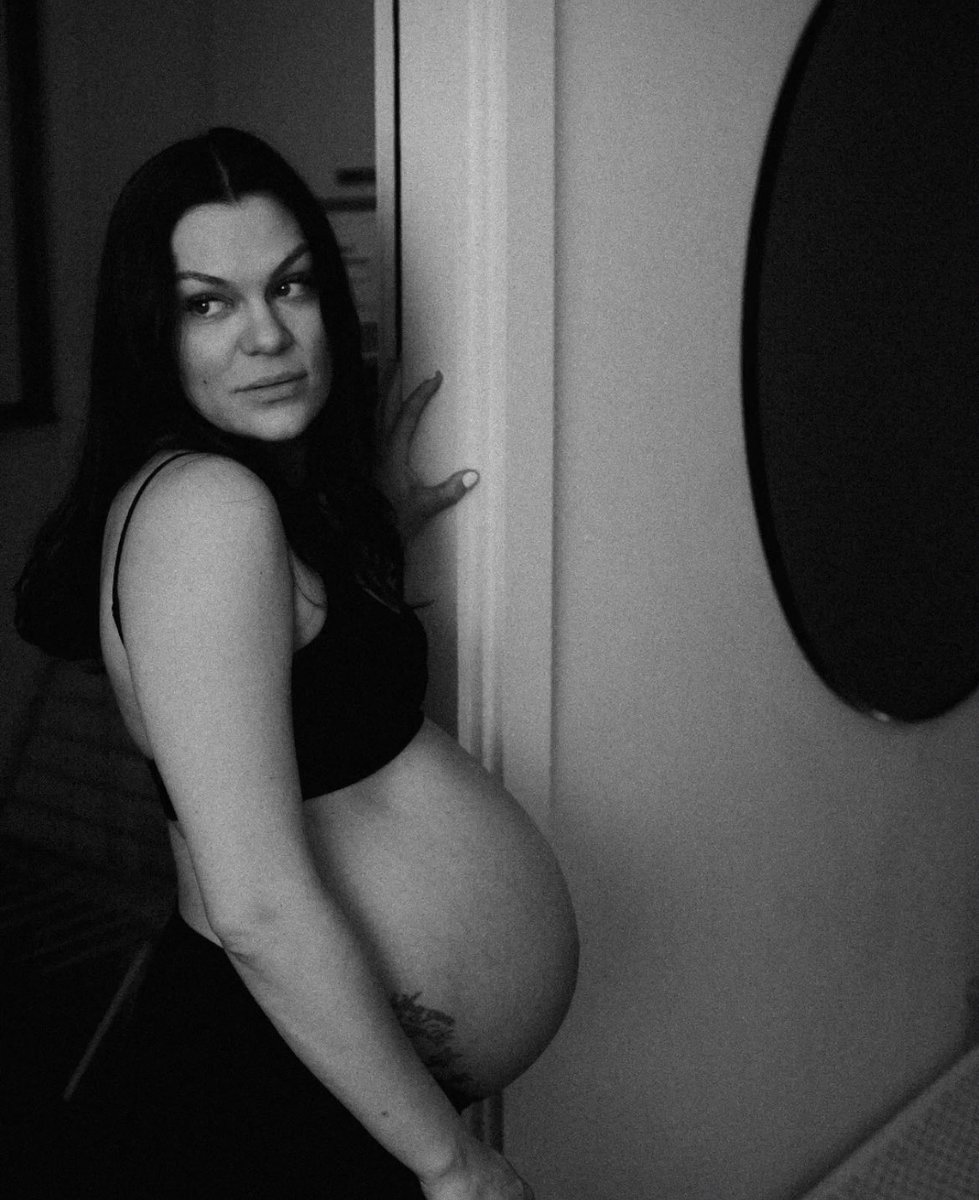 Jessie J has announced she has given birth to her Son 🤍🍼