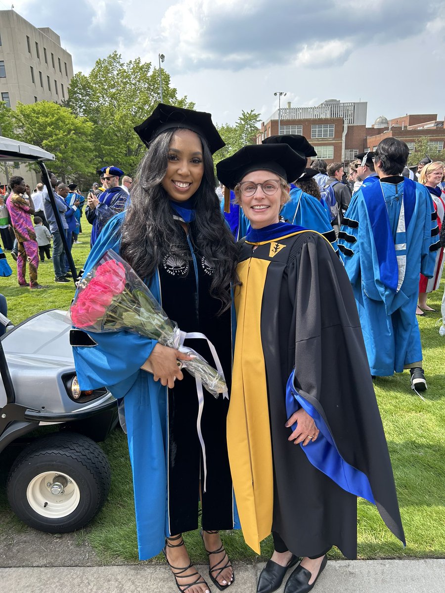 Congrats to Dr India Gill! <a href="/CWRUSwetland/">Swetland Center for Environmental Health</a> <a href="/CWRUSOM/">CWRU School of Medicine</a>