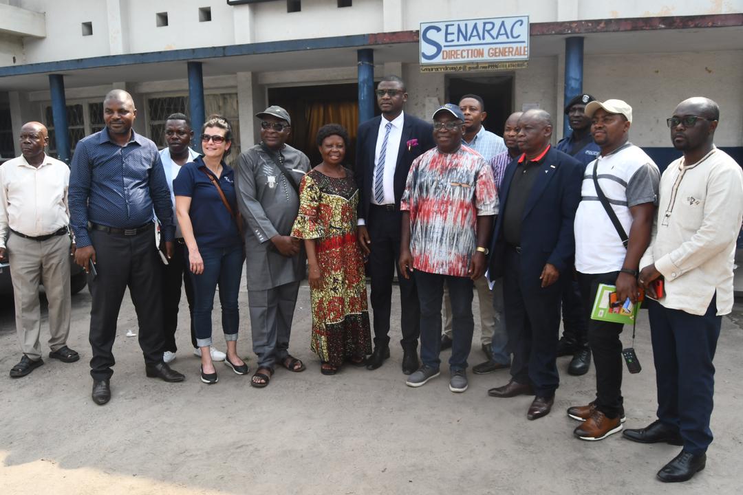 Minpvh_apvRDC's tweet photo. Autonomisation des personnes avec handicap : Le partenaires
#CEJEP en visite d'inspection au #Cenaphi Kinshasa en vue de sa réhabilitation. Spolié et vétuste, ce Centre sert d'apprentissage, d'exposition et des ventes des produits des PVH au niveau régional.@cbmWorldwide https://t.co/B72hbLPZUz