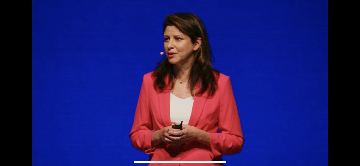 ➡️Andrew McConnell
➡️Kris Braman
➡️Moe Ari Brown
➡️Tara Stoinski

In Session 4: The Future of Us, our speakers shared with us how we can make an impact on our own futures. Owning our time, Bees, Respect, and Gorillas, we’re more connected and inspired to change the world together