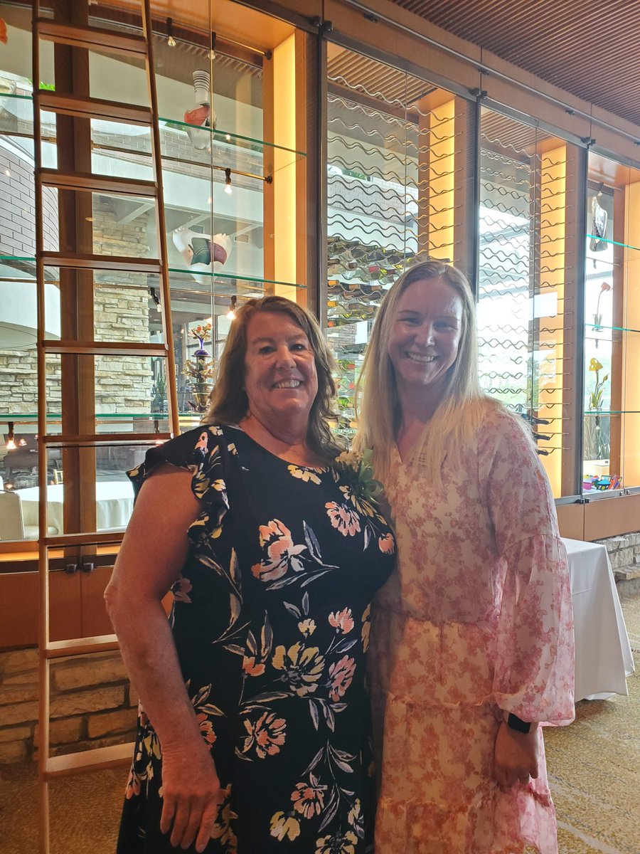 BrewsterDG58's tweet photo. So honored to celebrate the retirement of one of our fabulous Instructional Assistants!  Kingsley will miss you Mrs. Snisko! Thank you for all you have done for our students and staff over the last 23 years.  #dg58pride #kingsley58 https://t.co/Za87d1XyyS