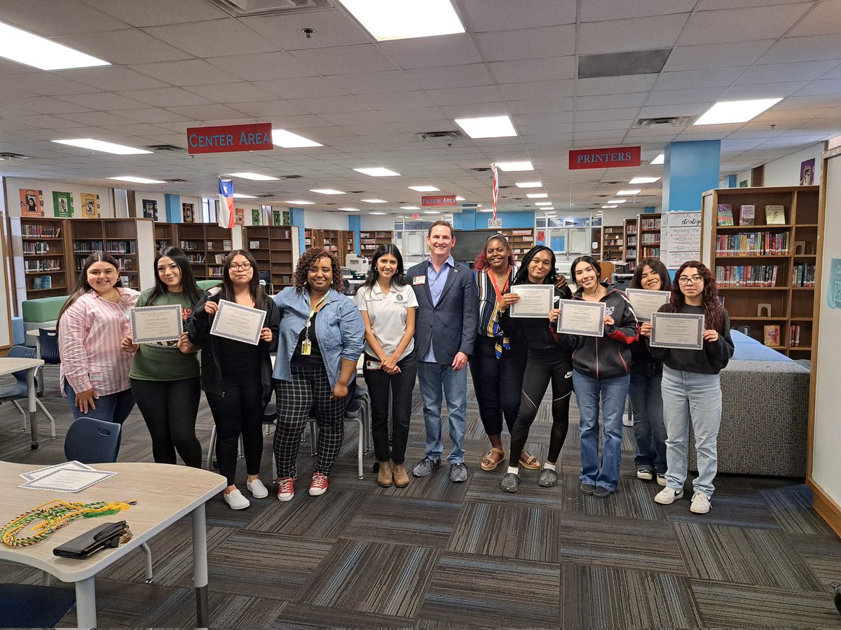 Dallas ISD Subs tweet media