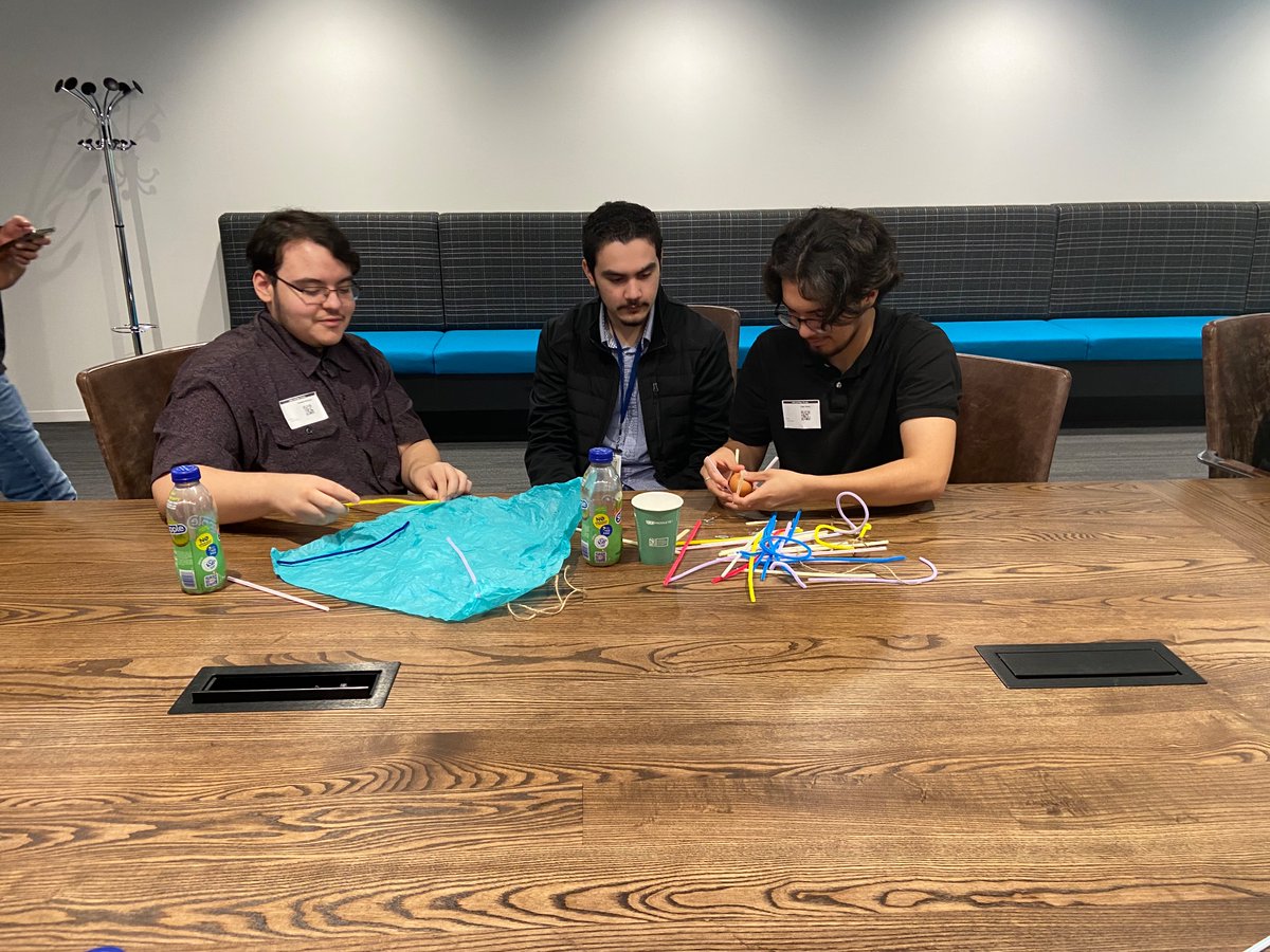 StephenHeady's tweet photo. Avalos P-TECH Cybersecurity students had a great workforce learning experience at SLB (formerly Schlumberger) today.  @AvalosPTECH @XMRaldine @AldineCTE @drgoffney https://t.co/oGOU214XXn
