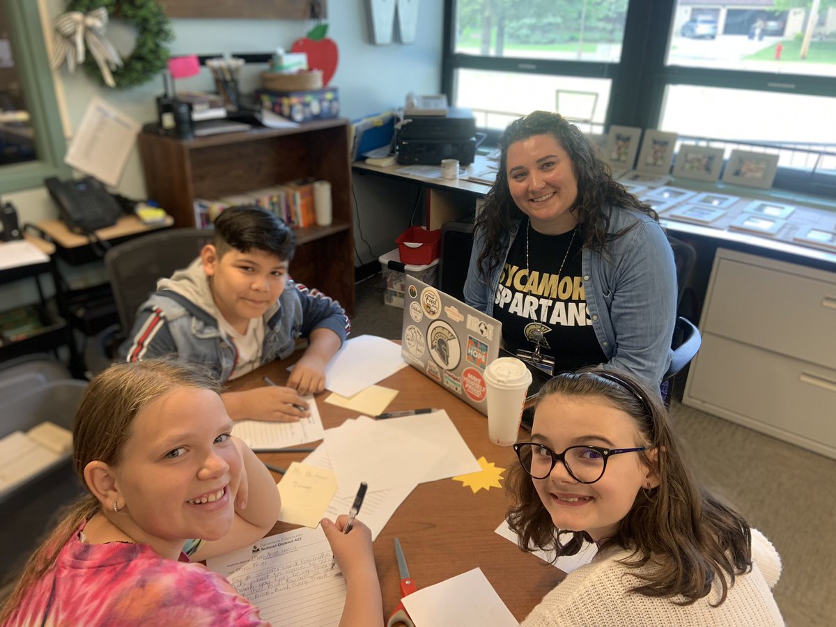 Emily Waller tweet media