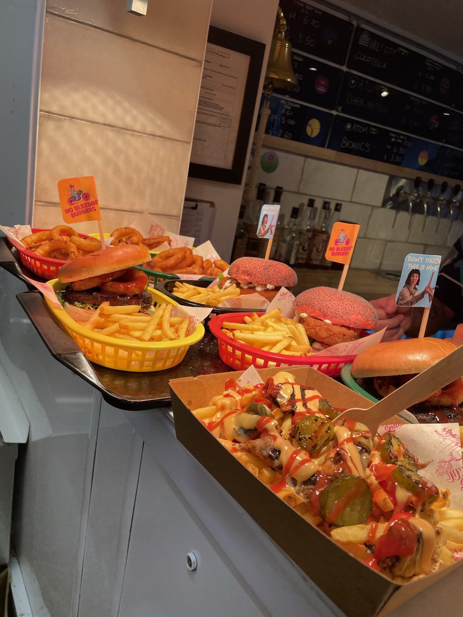 Junk Soul Smothered tweet media