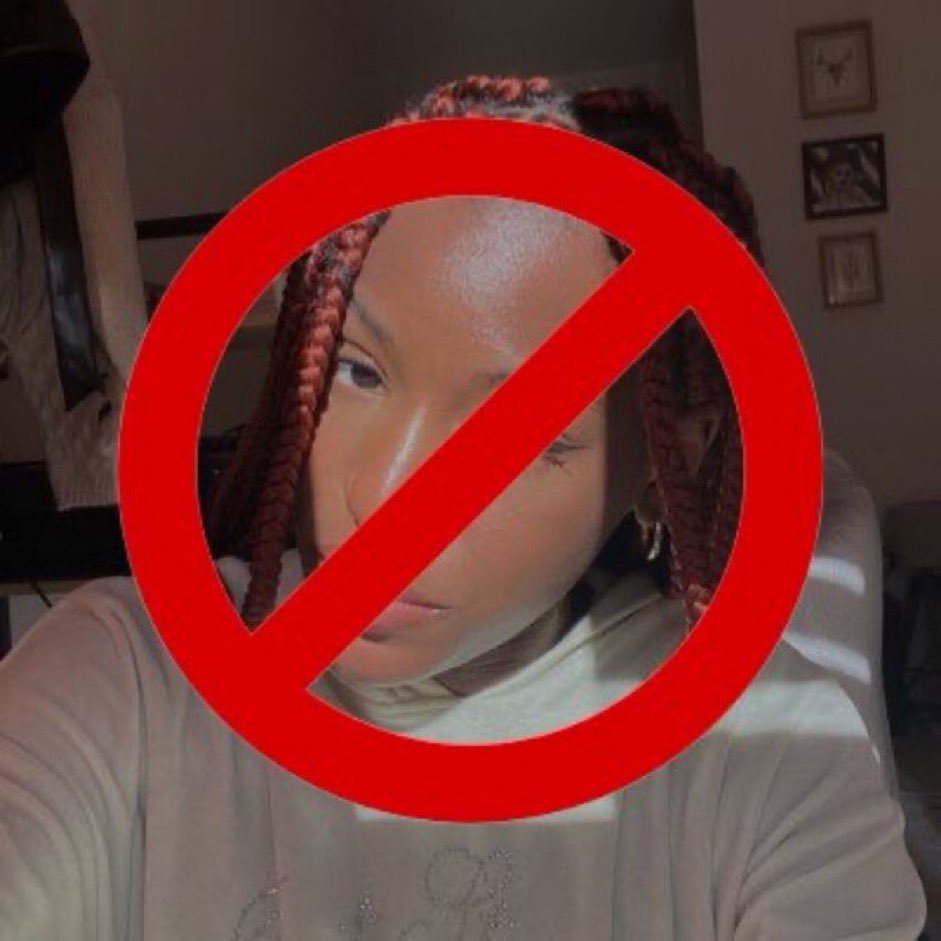 ONlKASON_'s tweet photo. Reappliquer de la crème solaire c’est de la folie pour moi, je fais déjà l’effort d’en mettre, c’est suffisant https://t.co/C7yiKdppJv