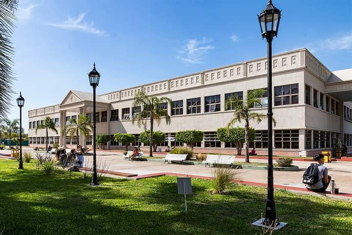 ¿Qué tal? Orgullosamente <a href="/UnlamOficial/">Universidad Nacional de La Matanza</a>