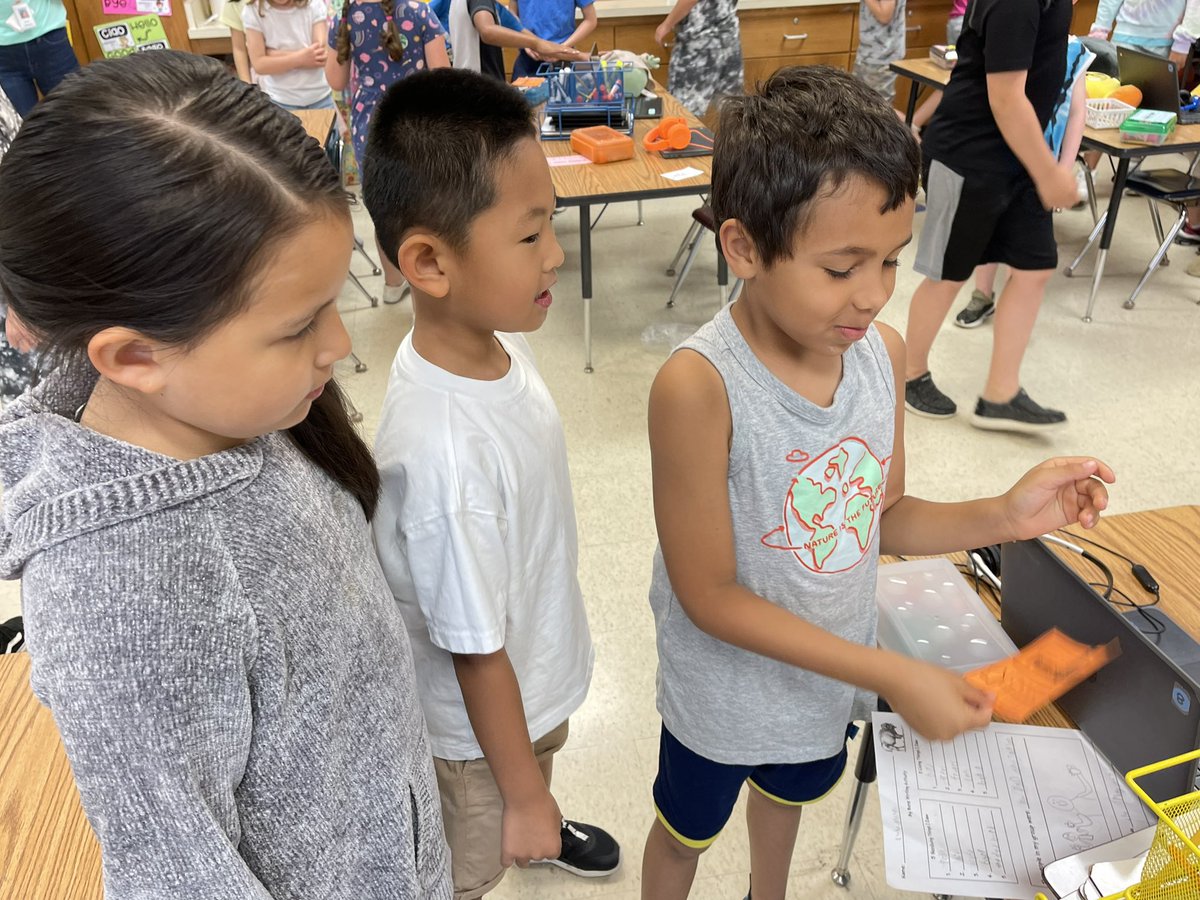 Lisa Meyer tweet media