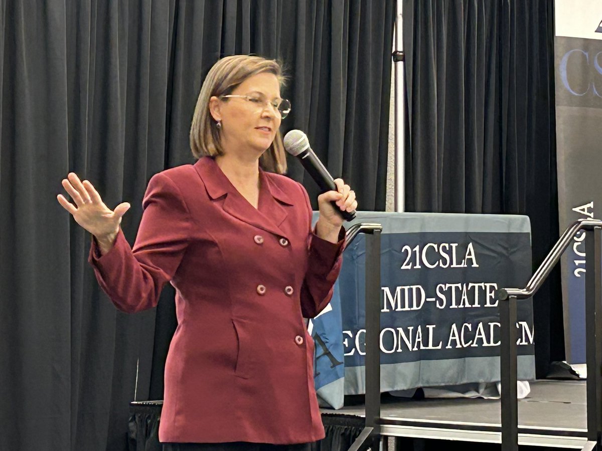 Lori Hamada tweet media