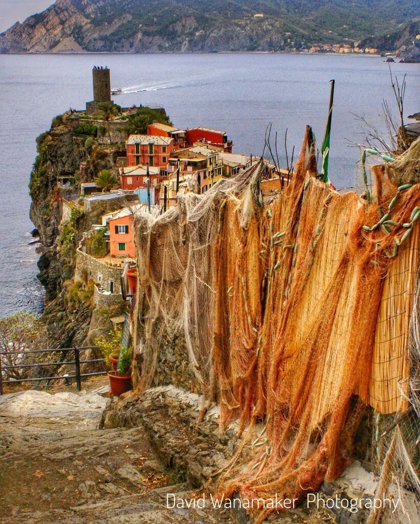 Fishing nets dry in the warm Mediterranean breeze. Vernazza, Cinque Terra. #italy #cinqueterre #vernazza #mediterranean #exploreitaly #traveleurope #fishingnets #warm #photography #travelphotography #travel instagr.am/p/CscJ57NyrCF/