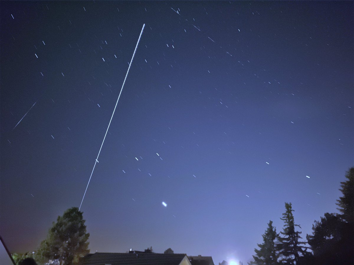 popipaan's tweet photo. Die #ISS über #Uedorf am Abend. https://t.co/wpKV1rTKzc