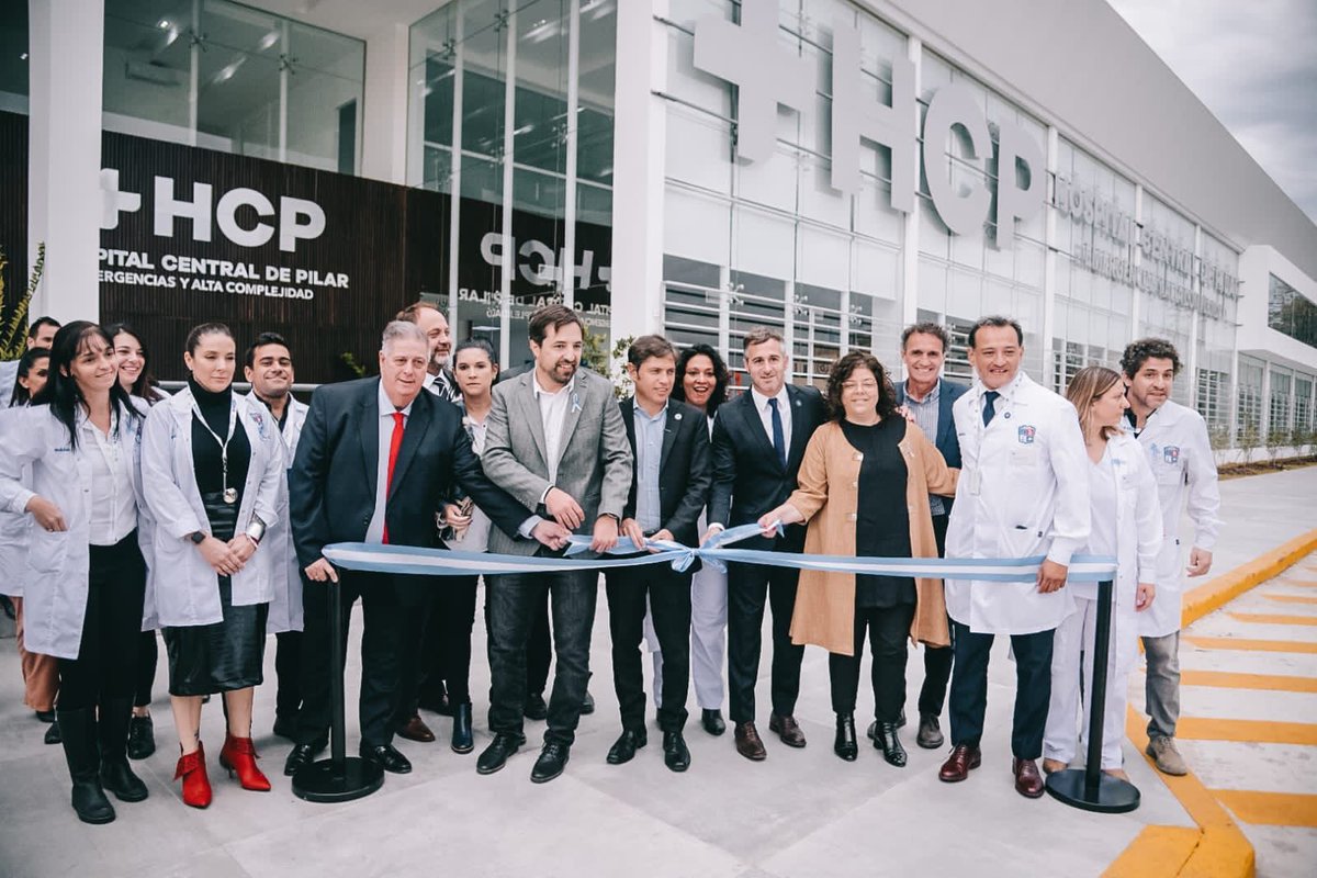 MarciaRGonzalez's tweet photo. ¡Hoy nuestro distrito cumplió un sueño! 💪🏼🏥🚀

Participamos de la inauguración del Hospital Central de Pilar. 

@MunicipioPilar @FedericoAchaval 
@LaurentPilar https://t.co/kQOGajtRkn
