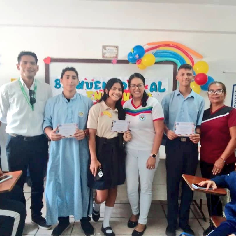 CDCE_Naguanagua's tweet photo. Actividad pedagógica  denominada "Encuentro de Deletreo" realizado en la institución educativa UE "Santísima Trinidad" del @ cdce_naguanagua

@NicolasMaduro
@_LaAvanzadora
@rafaellacava10
@xiomaluna
@MPPEDUCACION

#1x10ContactoConElPueblo https://t.co/Nf6EhGn9du