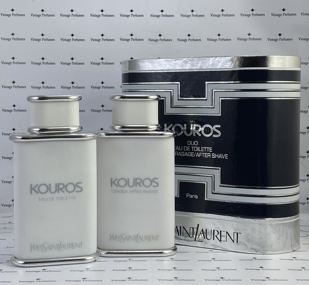 vinperfumes's tweet photo. تتكفل المسافات بالصمت!!
ويتكفل العطر بالحديث🍂

Kouros by Yves Saint Laurent- 1981
(for men)

#رابطة_عشاق_العطور #عطور_قديمة #عطور_نادرة #عطور_غوتشي #جل_ساندر #جل_ساندر_سينت #غوتشي_نوبل #عطر_روما #vintage_perfumes #vinperfumes #vintageperfumes https://t.co/zTR0DAW2Sw