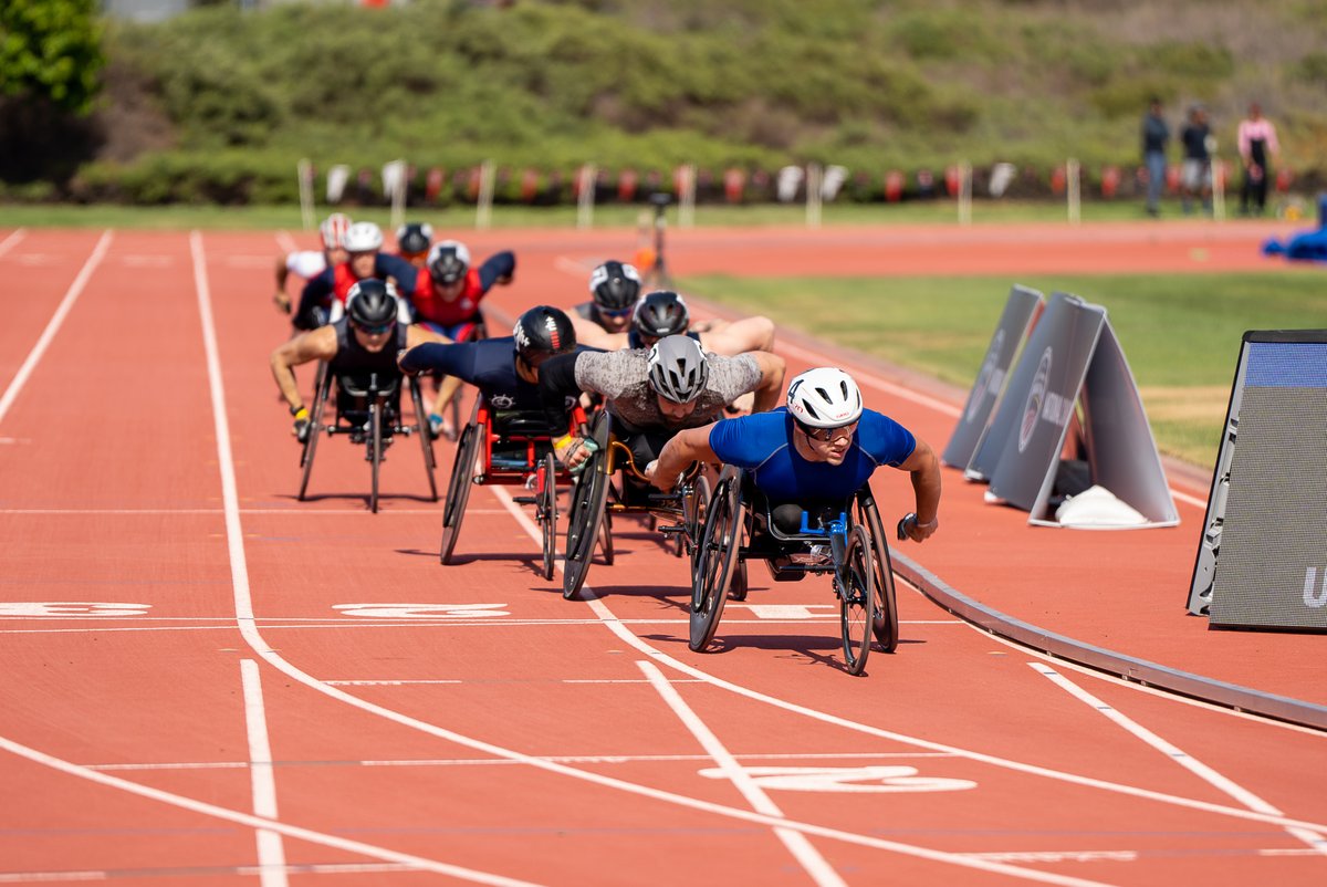 _Tim_Boss's tweet photo. @TeamUSA: RT @USParaTF: Friday night lights 🌟

Don't miss the evening session at U.S. Paralympics Track &amp; Field Nationals, live now! 

📺: https://t.co/TLyoHqXack https://t.co/ZrHLX3XpgH https://t.co/Vd74lICD2Z