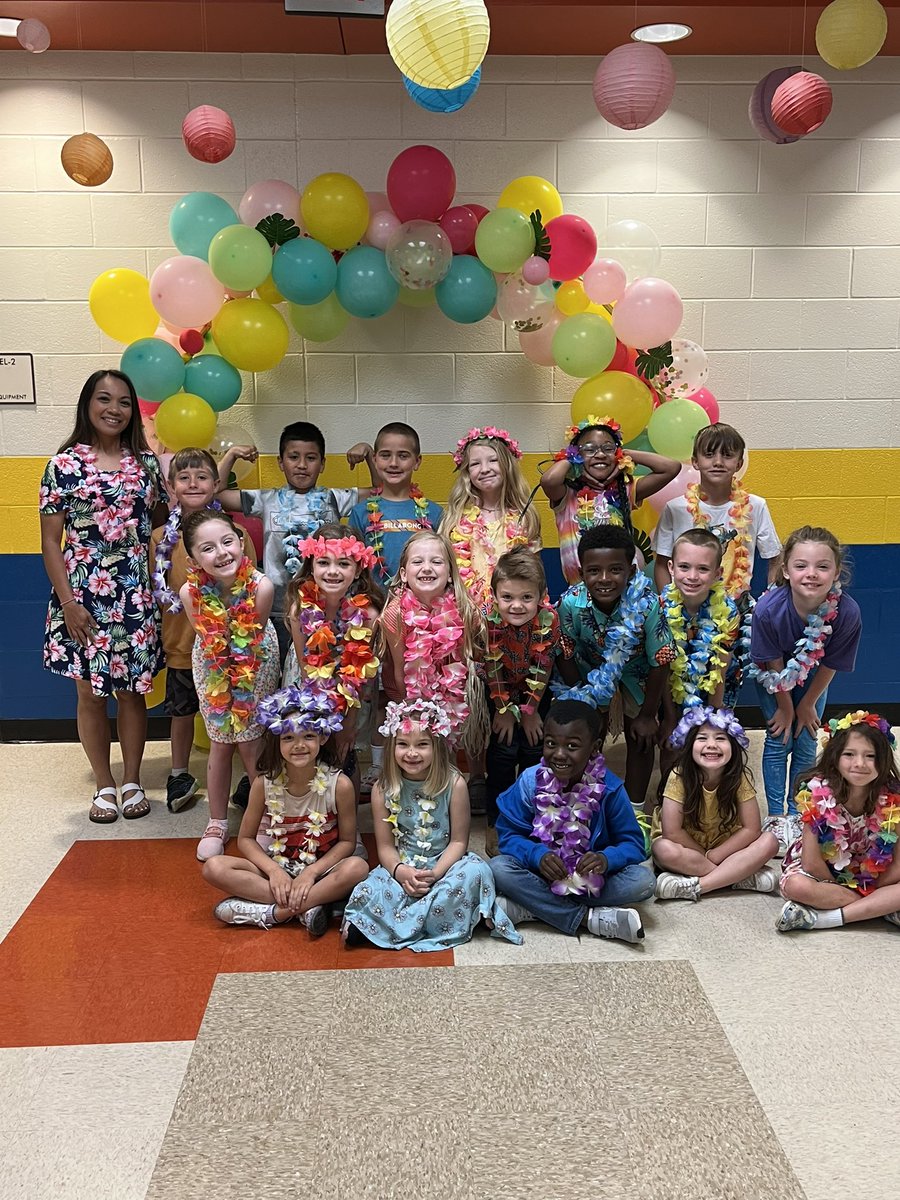 The_Katy_Croft's tweet photo. 1st Grade end of the year Luau party was a success! So much fun! I’m going to miss this sweet group of kiddos next year! 🌺🥰🌺🥰🌺🥰 @CherokeeSchools @IndianKnollES https://t.co/RyivkUgDmk