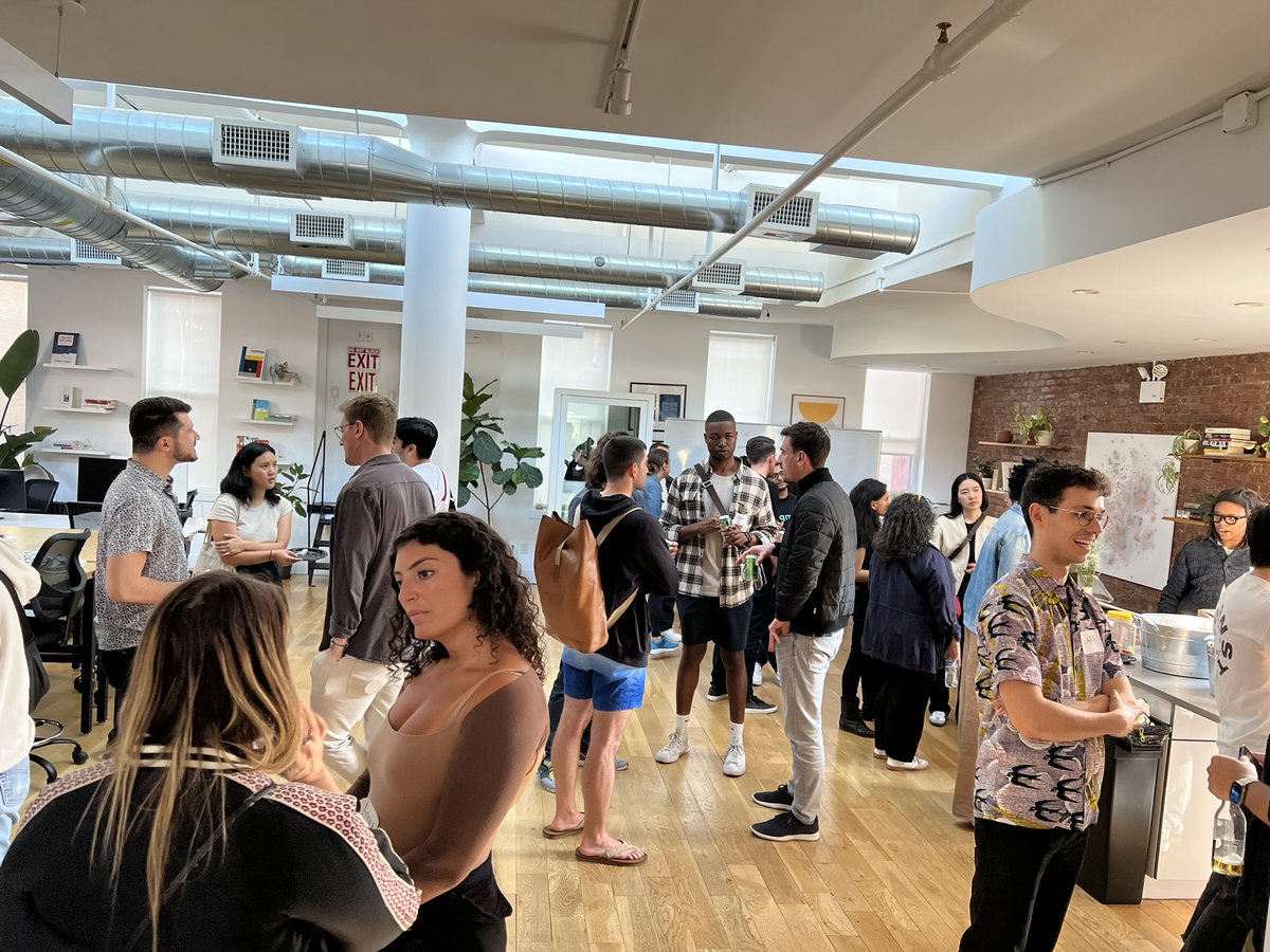 davidhoang's tweet photo. Wrapping up NY Design Week and starting the weekend with @ReplitDesign Happy Hour. https://t.co/hukQndf9a8