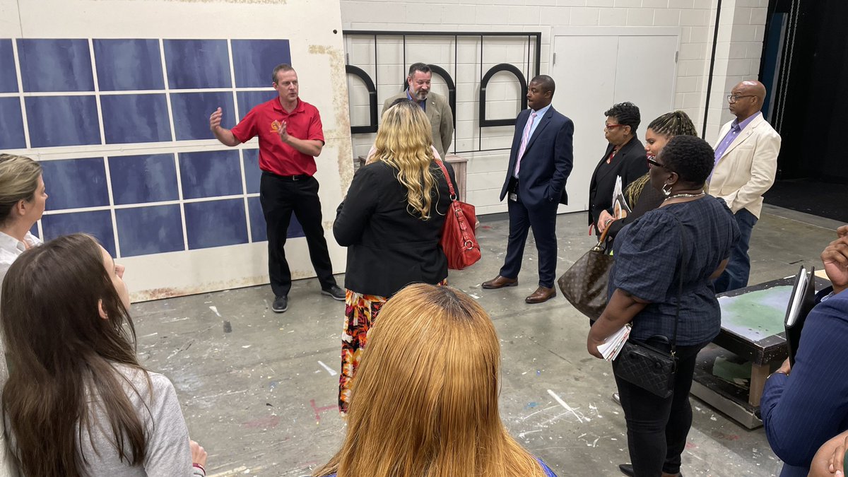 Collierville Schools tweet media