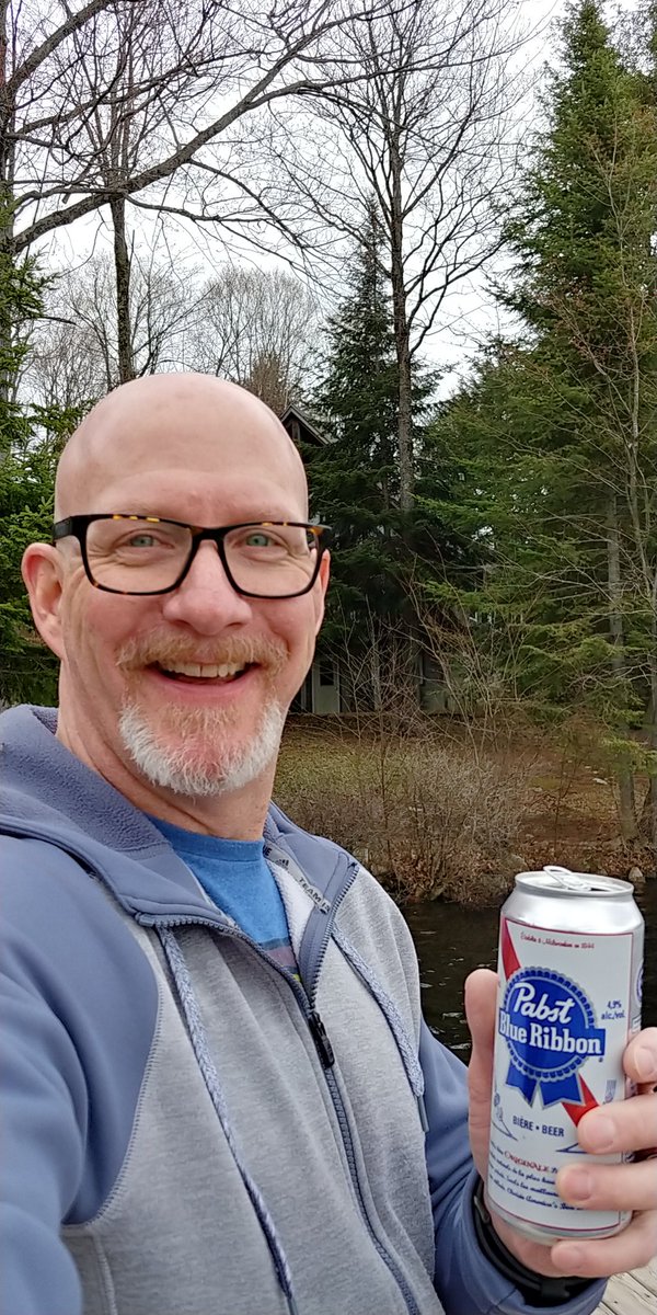 Roser's tweet image. No May Two Four at #Limberlost this year, we did it two weeks early but in respect of the ethos of the long weekend, I will drink beer, do shots, bbq steaks and have some Red Wine! 🇨🇦 Hi Mom @rose_virg 
#CheersNation