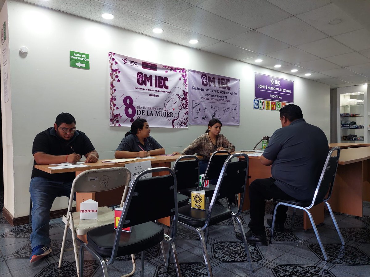 CM_Frontera's tweet photo. El dia de hoy llavamos a cabo nuestro segundo simulacro de cómputos, en donde realizamos la captura de actas proyectadas para recuento, así como las enviadas para cotejo en el Pleno de nuestro órgano electoral. #PEL2023 https://t.co/qtmUG5vG9M
