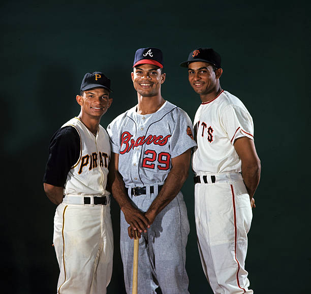 PolyesterUnis's tweet photo. Alou Brothers, circa 1968 @Pirates @Braves @SFGiants https://t.co/bQgc7VFyLv